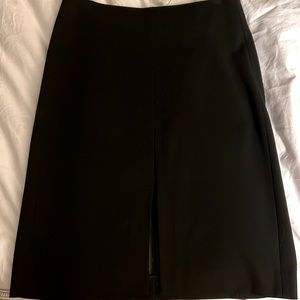 Front slit pencil skirt